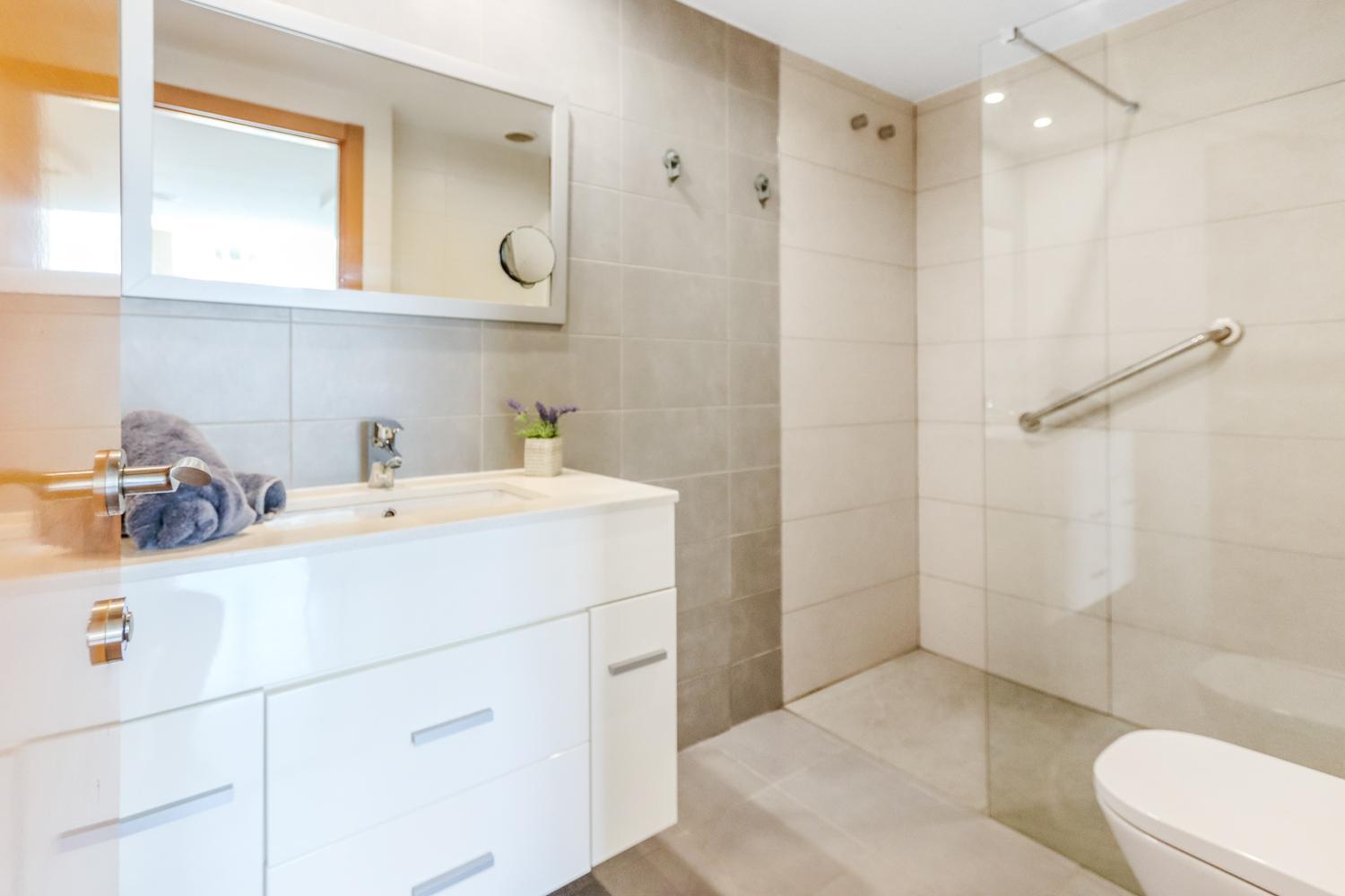 A Un Paso Del Mar Con Servicios Y Piscina 哈维亚 外观 照片